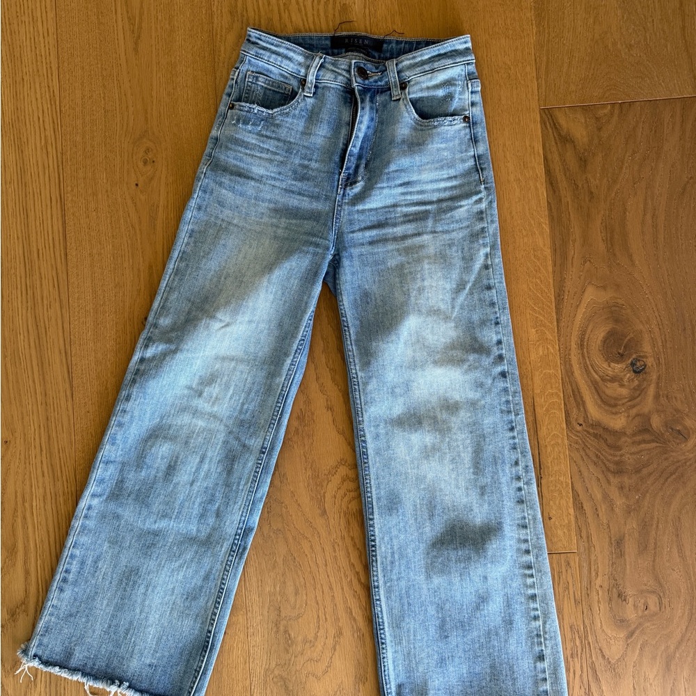 Risen High Waisted Frayed Hem Wide Leg Jeans, RDP1025 sz 3